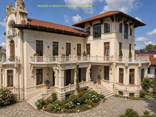 Villa Caraglio, Cuneo ilçesinde