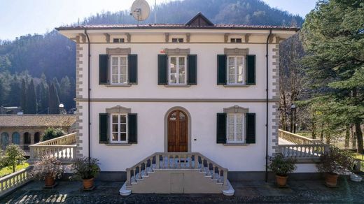 Βίλα σε Bagni di Lucca, Provincia di Lucca