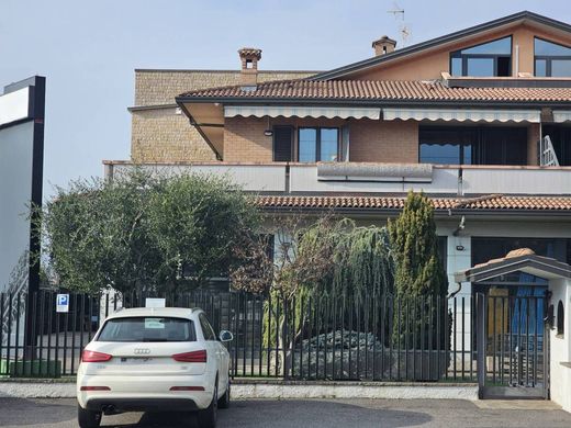 Вилла, Scano al Brembo, Provincia di Bergamo
