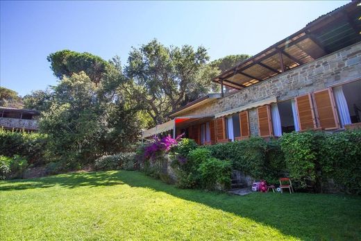 Villa a Castiglione della Pescaia, Grosseto