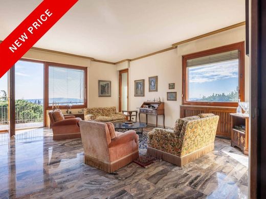 Βίλα σε Varese, Provincia di Varese