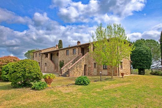 Country House in Lucignano, Province of Arezzo