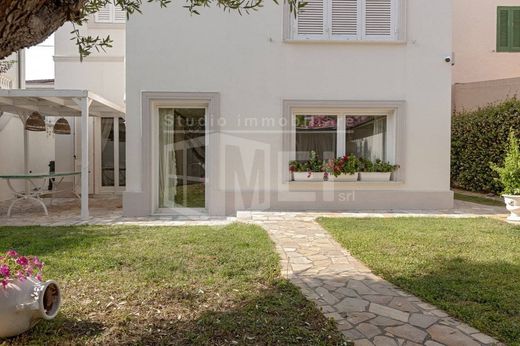Villa a Livorno, Toscana