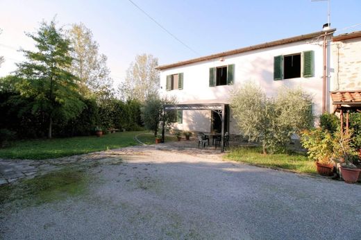 Casa de campo en Altopascio, Lucca