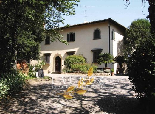 Residential complexes in Montespertoli, Florence