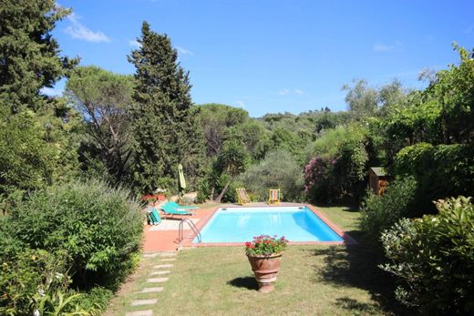 Propriété de campagne à Lucques, Toscane