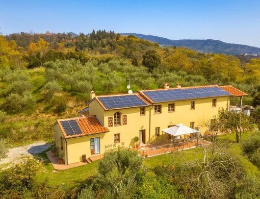Country House in Buggiano, Provincia di Pistoia