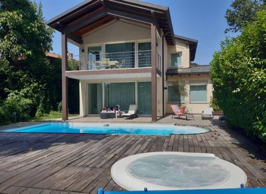 Villa in Bologna, Emilia-Romagna