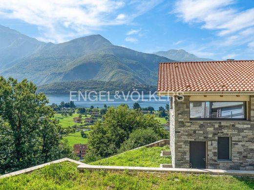 Villa en Gravedona-San Gregorio, Provincia di Como