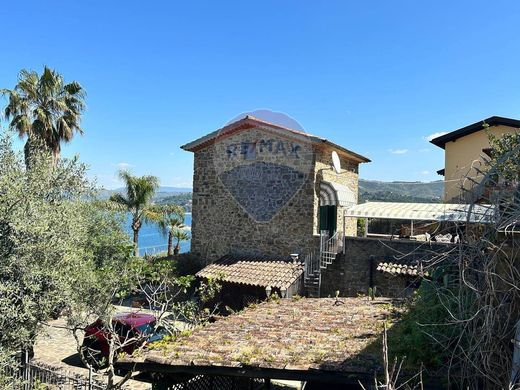 Villa a Castellabate, Salerno