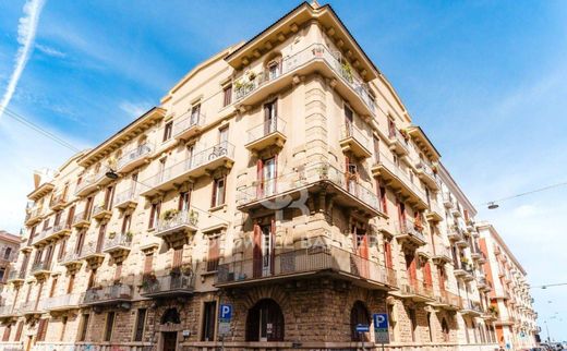 아파트 / 바리, Bari