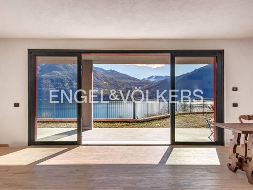 Villa in Porlezza, Provincia di Como