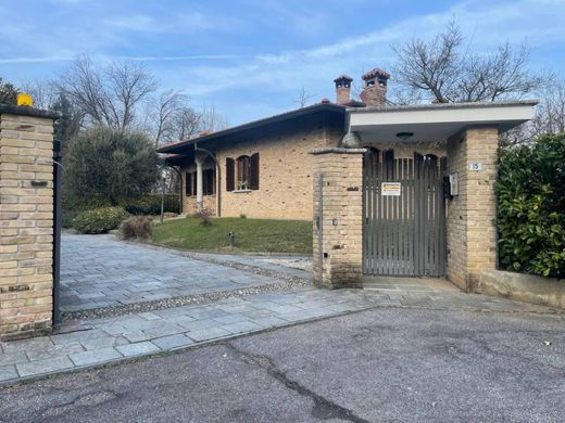 Willa w Brenna, Provincia di Como