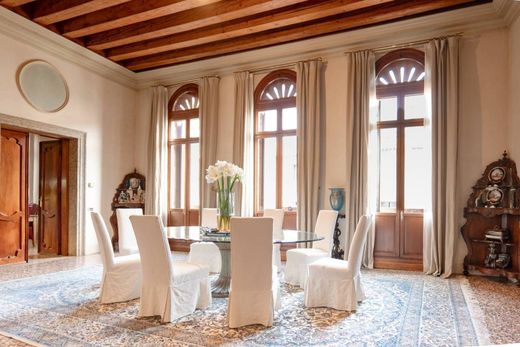 Residential complexes in Bassano del Grappa, Provincia di Vicenza