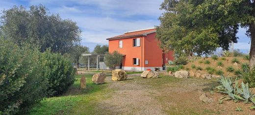 منزل ريفي ﻓﻲ Scansano, Provincia di Grosseto
