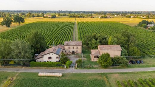 Villa in Formigine, Provincia di Modena