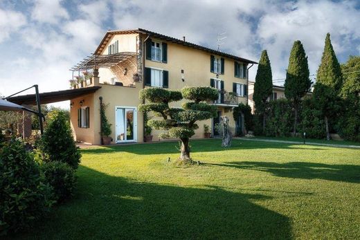 Villa in Pietrasanta, Provincia di Lucca
