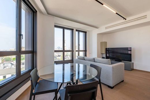 Apartment in Milan, Lombardy