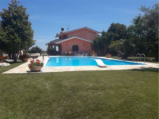 Treglio, Provincia di Chietiのヴィラ