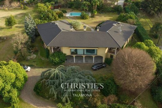 Villa in Porto Valtravaglia, Provincia di Varese