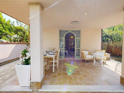 ﻓﻴﻼ ﻓﻲ Forte dei Marmi, Provincia di Lucca