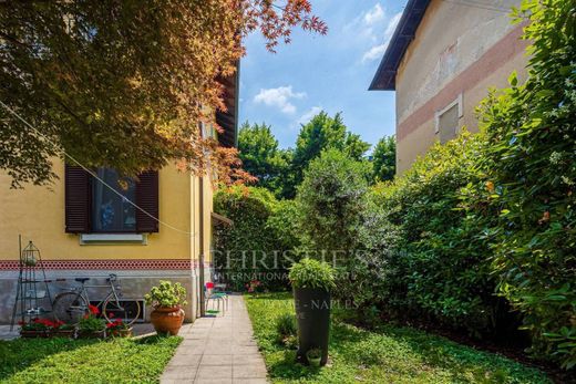 Villa a Milano, Lombardia