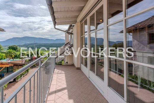 Apartment in Caldaro sulla Strada del Vino, Bolzano