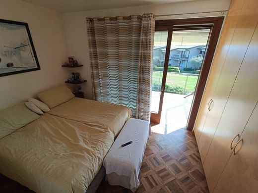 Villa Moniga del Garda, Brescia ilçesinde