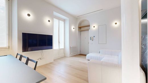 Appartamento a Milano, Lombardia
