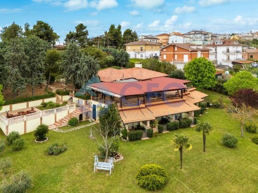 Apartment in Montefiore dell'Aso, Ascoli Piceno