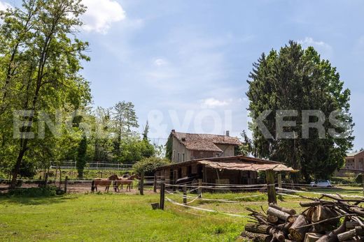 Landhuis in Castelletto sopra Ticino, Provincia di Novara