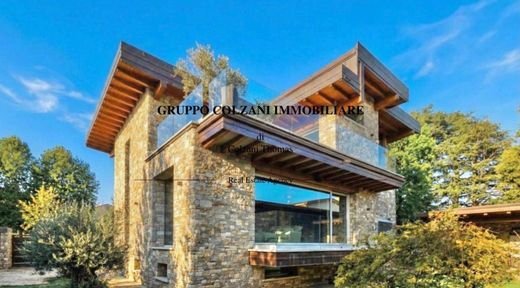 Villa in Villasanta, Province of Monza and Brianza