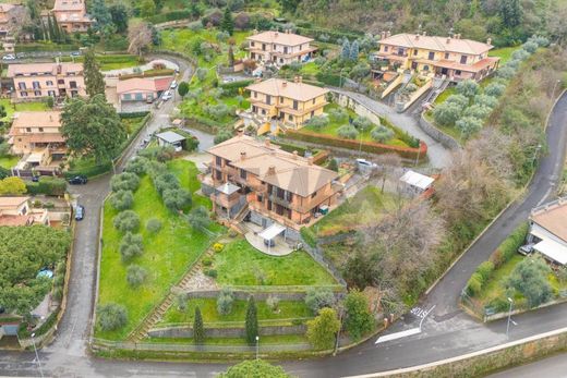 Villa - Monte Porzio Catone, Roma