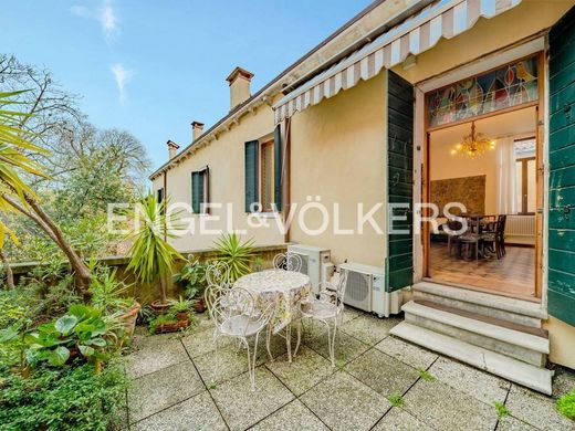 Apartment / Etagenwohnung in Venedig, Venetien