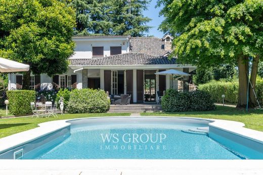 Villa in Casatenovo, Provincia di Lecco