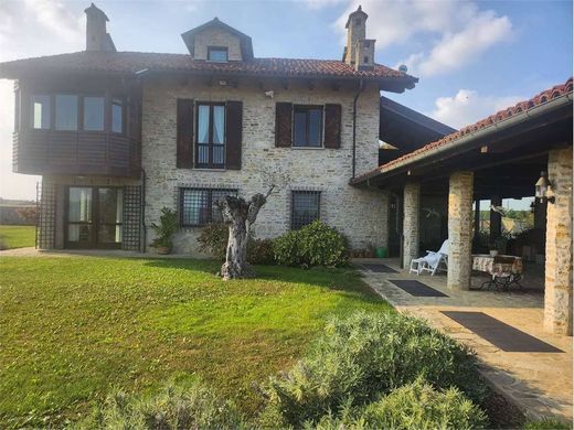 Villa a Fossano, Cuneo