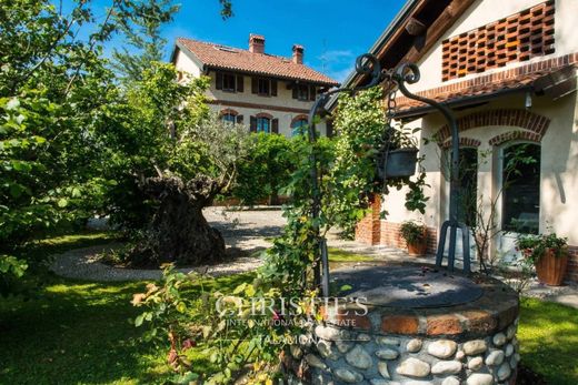 Villa in Oleggio, Provincia di Novara