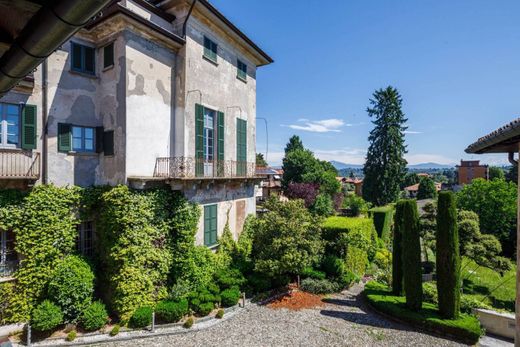 Вилла, Azzate, Provincia di Varese