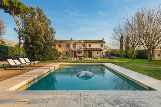 빌라 / Pietrasanta, Provincia di Lucca