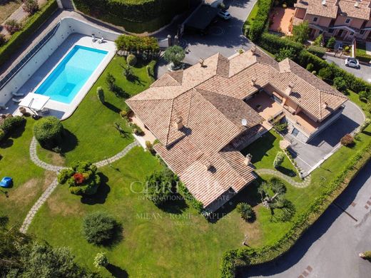 Villa in Grottaferrata, Rome