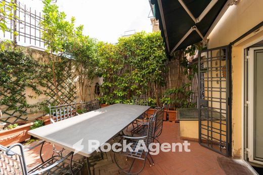 Apartment in Naples, Campania