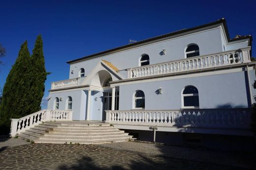 Villa in Roseto degli Abruzzi, Provincia di Teramo