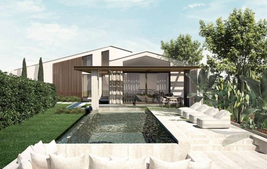 Βίλα σε Φόρτε ντει Μάρμι, Provincia di Lucca