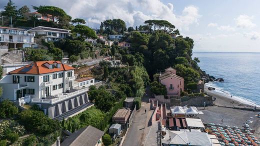 Villa in Albisola Superiore, Provincia di Savona