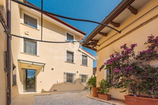 Lüks ev Forte dei Marmi, Lucca ilçesinde