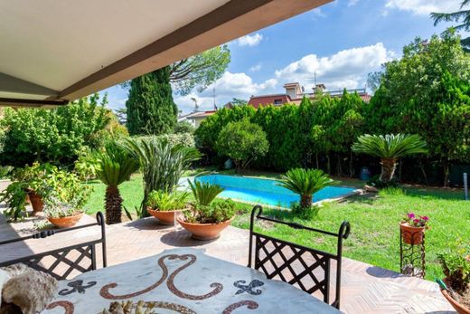 Villa in Rome, Latium