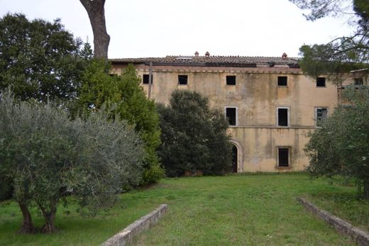 Villa Castelnuovo Berardenga, Siena ilçesinde
