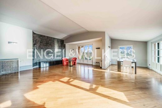 Apartment / Etagenwohnung in Solbiate Olona, Provincia di Varese