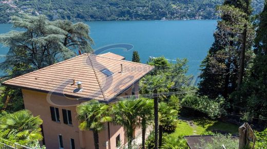 Villa en Carate Urio, Provincia di Como