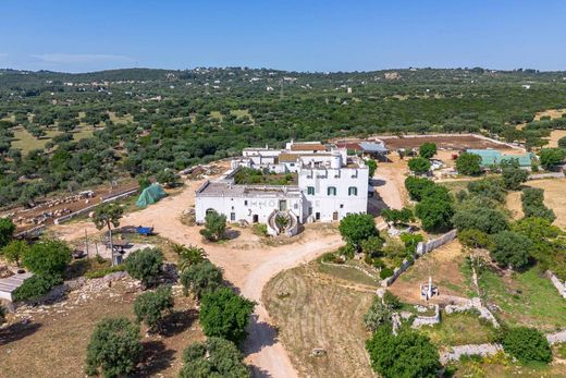 Загородный Дом, Монополи, Bari